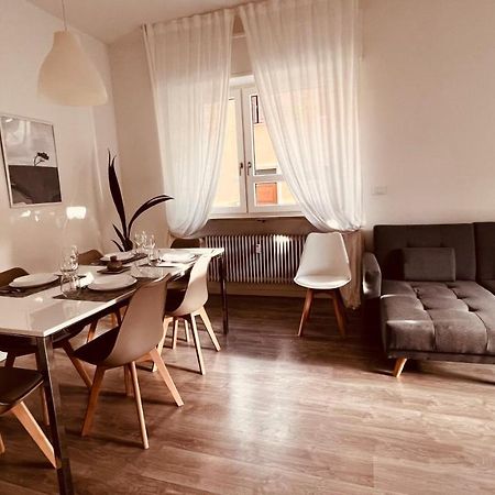 White House Lounge Supreme Apartment Udine Dış mekan fotoğraf